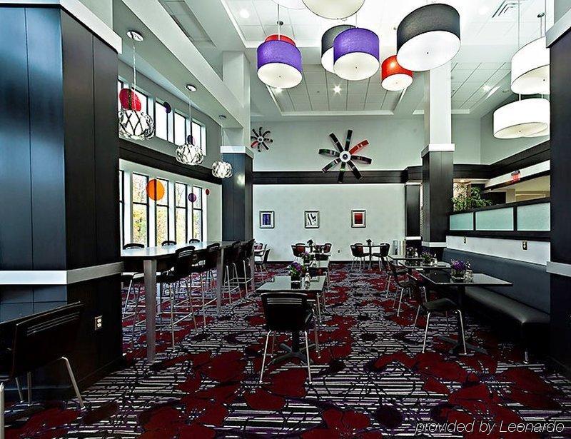 Holiday Inn Express & Suites Columbus - Polaris, An Ihg Hotel Restoran gambar